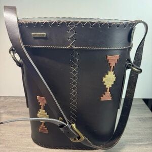 Traruwe Brown Leather Dual Wine Carrier Handmade with Embroidery